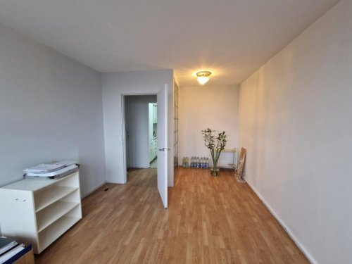 Berlin 3-Zimmer Wohnung BARRIEREFREI - Bezugsfreie Wohnung am Hackeschen Markt! Wohnung kaufen