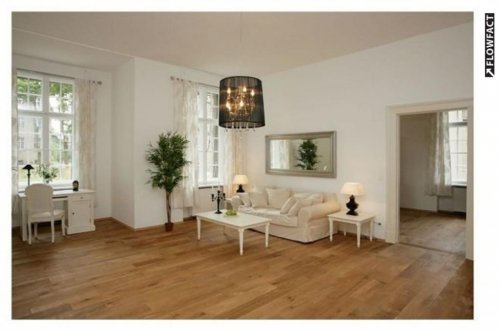 Berlin Günstige Wohnungen Komplett renovierte 2-Zimmer-Altbauwohnung mit Balkon in Charlottenburg! Wohnung kaufen