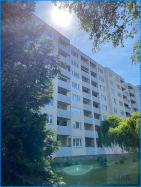 Berlin Immobilien MAK Immobilien empfiehlt: Wohnungskauf: Berlin Marienfelde - 6. OG mit Balkon und Lift Wohnung kaufen