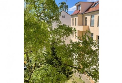 Berlin Immobilien bezugsfreie Balkon-Wohnung in Berlin-Reinickendorf
- Provisionsfrei - Wohnung kaufen