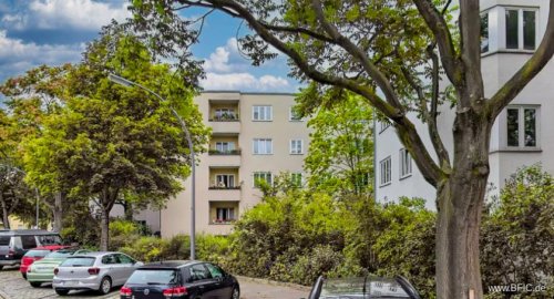 Berlin Wohnungsanzeigen bezugsfrei: 2-Zi.-Wohnung mit Balkon in Zehlendorf Wohnung kaufen