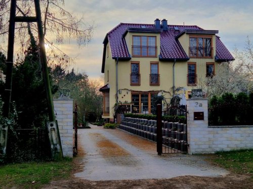 Falkensee Immobilie kostenlos inserieren Möblierte Doppelhaushälfte mit Seeblick! VB Haus kaufen