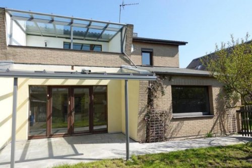 Kletzin (Landkreis Mecklenburgische Seenplatte) Immobilien ObjNr:B-19519 - Platz für zwei Familien mit viel Nebengelass Gewerbe kaufen