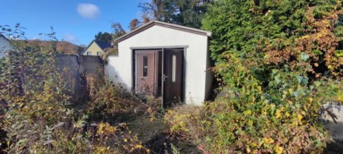 Bergen auf Rügen Immobilien ObjNr:19580 - Teilsaniertes gemütliches Einfamilienhaus mit großem Garten am Ortsrand von Bergen Haus kaufen