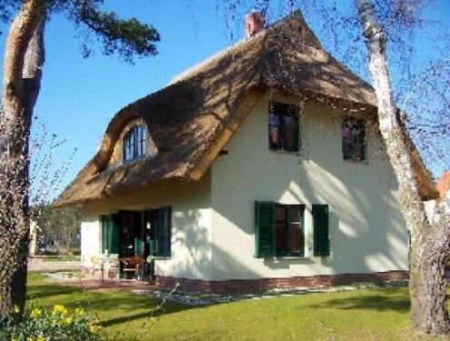 Glowe Inserate von Häusern Strandnahes Ferienhaus unter Reet Haus kaufen