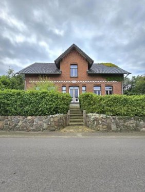 Nindorf **Gründerzeithaus, Streuobstwiese ,400m² Halle, im malerischen Nindorf** Haus kaufen