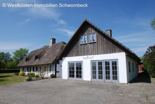 Heide Immobilien Charmantes Reetanwesen in Helberskov an der Dänischen Ostsee in Nordjütland! Haus kaufen