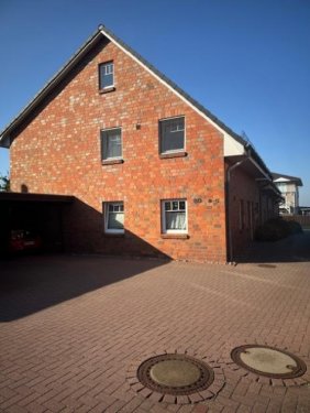 Husum Neubau Wohnungen Schöne helle Wohnung mit Carport und Abstellraum, Innenstadtnähe Wohnung kaufen