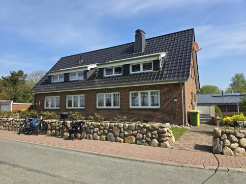 Nordstrand Immobilien ***Nordstrander Doppelhaus in perfekter Lage*** Haus kaufen