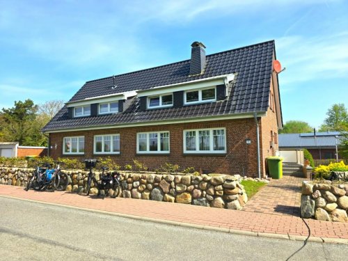 Nordstrand Immobilienportal ***Nordstrander Doppelhaus in perfekter Lage*** Haus kaufen