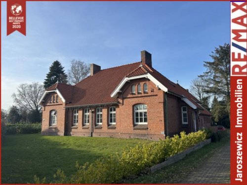 Bunde Immo * Historische Denkmalgeschützte Doppelhaushälfte (links) in Wymeer, Ostfriesland * Komplett saniert 2022 * Haus kaufen