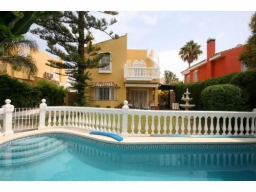 Estepona Mietwohnungen hda-immo.eu: Schöne idyllische Villa in Atalaya Estepona zu verkaufen Haus kaufen