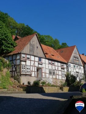 Schieder-Schwalenberg Immo Zweigeschossiges Fachwerkhaus in Schwalenberg Haus kaufen