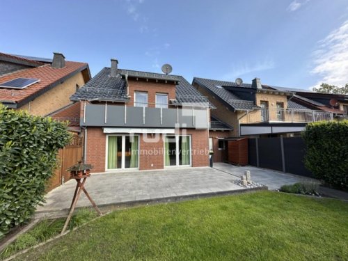 Paderborn Häuser PADERBORN: **Reihenhaus mit idealem Wohnraum und ausgezeichneter Lage** Haus kaufen
