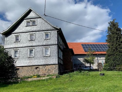 Feldatal Haus Pferdeliebhaber aufgepasst!!! Provisionsfrei: Reitplatz-Wiesen-Ortsrandlage Haus kaufen