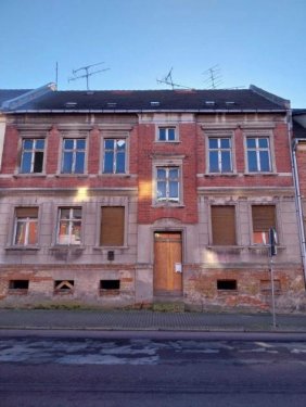 Burg Haus Sanierungsobjekt - Eine Perle sucht Handwerker! Haus kaufen