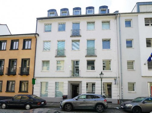 Düsseldorf Wohnung Altbau Düsseldorf-Carlstadt - 2-Zimmer-Eigentumswohnung mit Aufzug und Balkon Wohnung kaufen