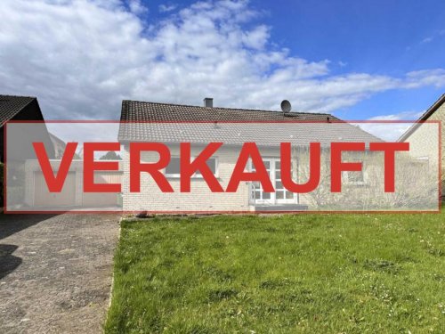 Kleve (Kreis Kleve) Immobilien Großzügiges Einfamilienhaus mit Doppelgarage in guter Wohnlage von 47533 Kleve-Rindern Haus kaufen