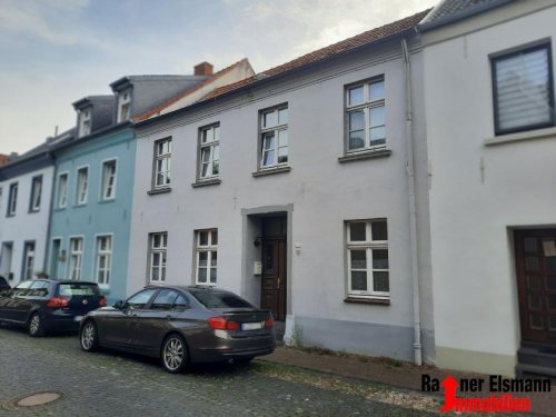 Kalkar Immobilien Inserate Kalkar: denkmalgeschütztes Wohnhaus mit viel Platz mit gemütlichem Garten - vermietet Haus kaufen