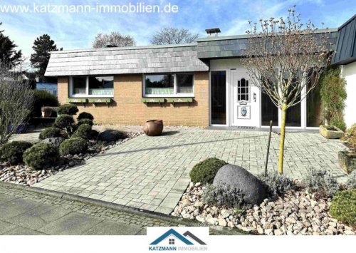 Erftstadt Suche Immobilie Winkelbungalow mit Garage und idyllischem Garten im Herzen von Lechenich zu verkaufen - 10 Fußminuten bis zum Markt! Haus