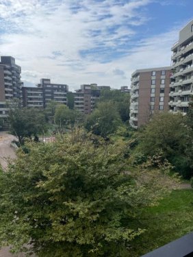 Köln Terrassenwohnung Köln Westhoven - geräumige 2-Zimmerwohnung mit 2 Bädern und 2 Balkone Wohnung kaufen