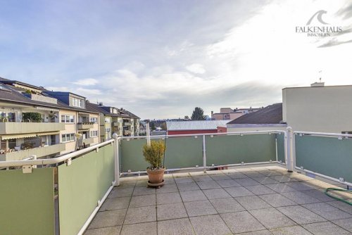 Leverkusen Wohnungsanzeigen Sonnige, lichtdurchflutete Wohnung mit großer Terrasse Wohnung kaufen