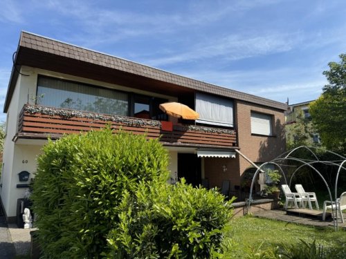 Rösrath Häuser mit Garten RÖSRATH, freist. 1-2 Fam.Haus, 7 Zi. ca. 220 m² WNfl. ca. 866 m² Grst., Terrasse, Balkon, 3 Garagen Haus kaufen