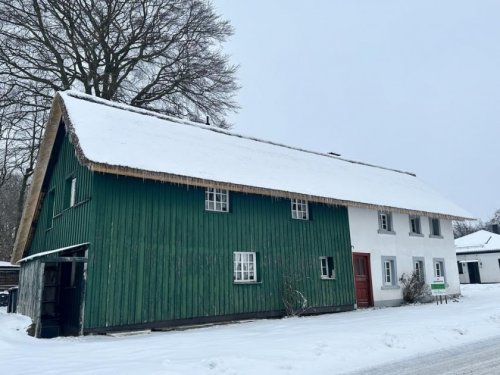 Monschau 2-Familienhaus Zauberhaftes Denkmalhaus mit zwei Wohnungen in Kalterherberg Haus kaufen