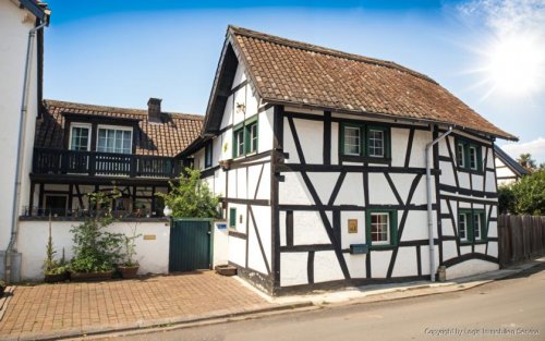 Wachtberg Immobilien Leben zwischen Fachwerk und Natur in malerischem Wachtberg-Pech Haus kaufen