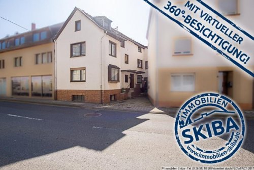 Adenau Immobilienportal Modernisierungsbedürftiges Wohnhaus in zentraler Lage mit Terrasse und ehemaliger Werkstatt Haus kaufen