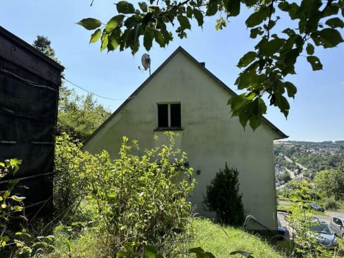 Schleiden Immobilien Inserate Reihenendhaus mit Ausbaupotential über den Dächern von Gemünd auf eigenem Waldgrundstück! Haus kaufen