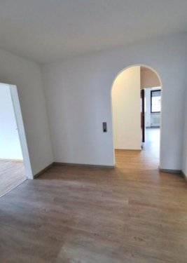 Konz Immo Mietgarantie mtl. 1.000 EUR, 4,5 % * gepfl. Balkonwohnung - 4 ZKB, Gäste-WC, Garage, ca. 110 moderne m² Wohnung kaufen