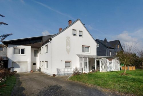 Niedersohren Haus Familienidyll! Potenzialreiches Wohnhaus mit Garage und pflegeleichtem Garten in ruhiger Lage von Niedersohren Haus kaufen