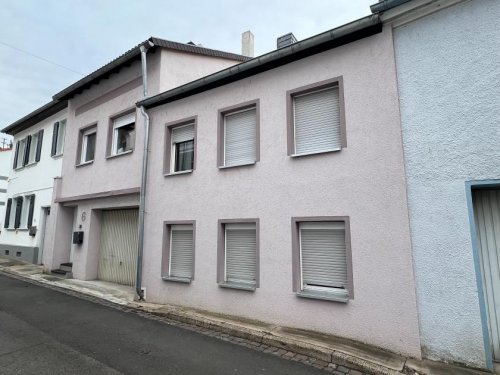 Bad Sobernheim Immobilien Top-Gelegenheit! Reihenhaus mit Garten in Bad Sobernheim zu verkaufen. Haus kaufen