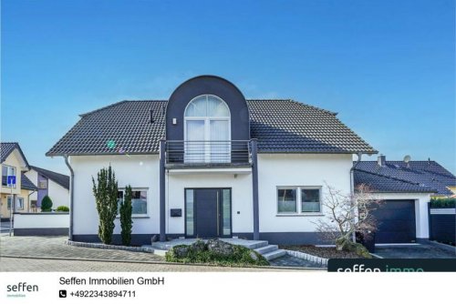 Plaidt Immobilienportal *WOHNTRAUM* Hochwertiges Architektenhaus mit ELW, Garage, Pool, großer Terrasse & Wellness-Spa! Haus kaufen