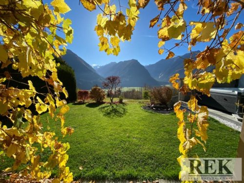 Neukirchen am Großvenediger Immobilien Einfamilienhauscharakter! Sehr gepflegte Doppelhaushälfe auf der Sonnenseite mit Bergpanoramablick! Haus kaufen