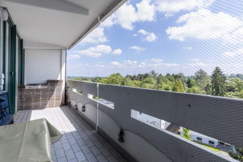 Frankfurt am Main Terrassenwohnung Großzügige Eigentumswohnung mit 4 Zimmern und großem Balkon Wohnung kaufen