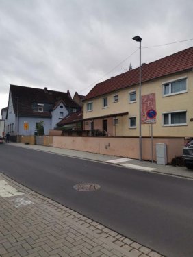 Wöllstadt Haus Attraktives 1-2 Familienhaus in Ober- Wöllstadt Haus kaufen