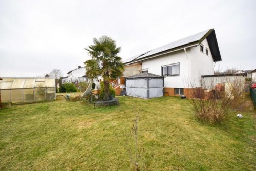 Hasselroth 2-Familienhaus DIETZ: Großzügiges 2-Familienhaus in attraktiver Feldrandlage! Niedermittlau - Bahnhofssiedlung Haus kaufen