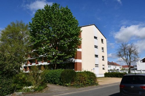 Darmstadt Gewerbe Immobilien **RESERVIERT** Solides 21-Parteienhaus in Darmstadt-Wixhausen, auf 1.719 m² Grundstück Gewerbe kaufen