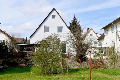 Groß-Bieberau Inserate von Häusern Charmantes Einfamilienhaus mit Ausbau- und weiterem Bebauungspotenzial in angenehmer ruhiger Wohnlage von Groß-Bieberau Haus