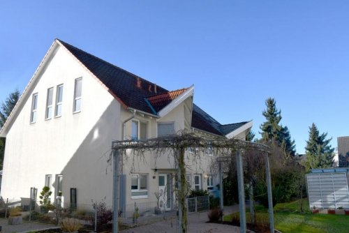 Einhausen (Landkreis Bergstraße) Haus **RESERVIERT** Modernes Stadthaus mit stilvollem Ambiente & Garten-Oase Haus kaufen