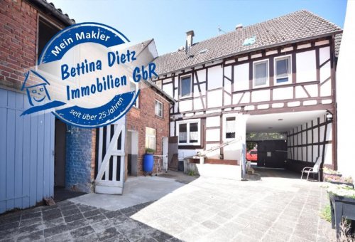 Schaafheim Immo DIETZ: 1-2 Familienhaus mit großer Scheune und Nebengebäude! Haus kaufen