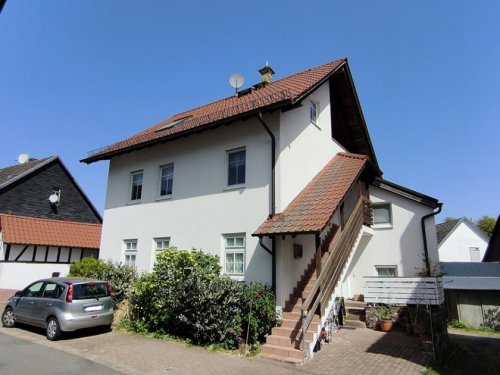 Schlangenbad Haus Charmant&vielseitig: Geräumiges Dreifamilienhaus Ensemble in ruhiger beliebter Lage v Schlangenbad Haus kaufen