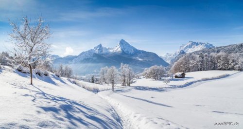 Namlos Immobilien Boutiquehotel mit Campingplatz in Westösterreich zu verkaufen Gewerbe kaufen