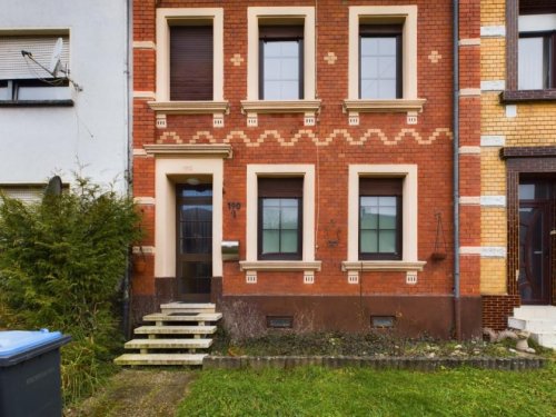 Völklingen Haus TOP ANGEBOT ! Mehrfamilienhaus in Völklingen mit 165 m² Wohnfläche und 1.708 m² Grundstücksfläche! Haus kaufen