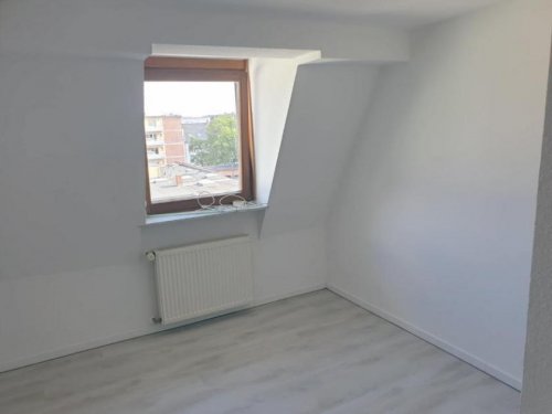 Ludwigshafen am Rhein 4-Zimmer Wohnung ObjNr:B-18661 - Ruhiges Wohnen in sanierter 4-Zi. ETW mit Blick über Ludwigshafen Wohnung kaufen