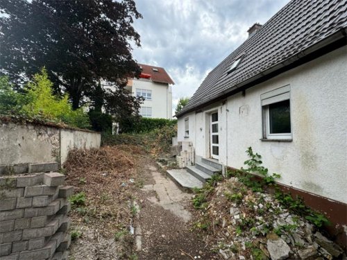 Lambsheim Immobilien ABRISSBEDÜRFTIGES, KLEINES EFH MIT ANBAU UND HOFBEREICH FÜR DEN HANDWERKER Haus kaufen