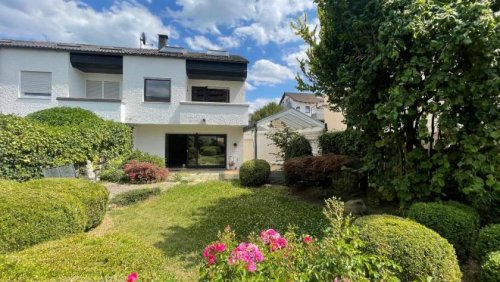 Böblingen Haus Gut vermietetes schönes Haus mit Garten - REH in schöner gewachsener Lage in BB Haus kaufen