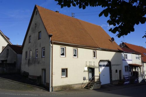 Münsingen Immobilien Mitten im Dorf! 2-Familienhaus mit großer Scheune zum Ausbau Haus kaufen